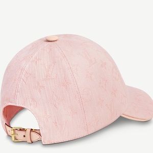 Louis Vuitton large powder pink ball cap